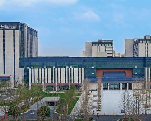 重庆代孕专业医院,相差41岁“爷孙恋”女主被曝已怀孕！试管婴儿专家怎么看？