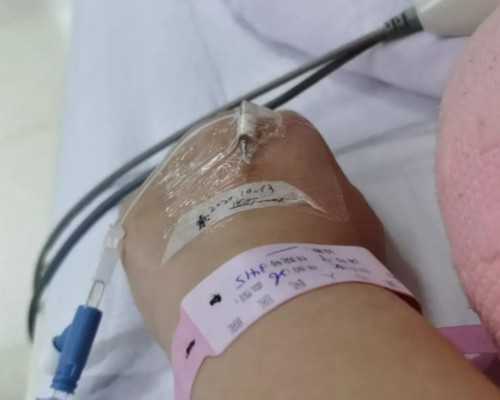 重庆最便宜的代孕价格|深圳供卵机构试管包男孩十万够吗？附费用明细？